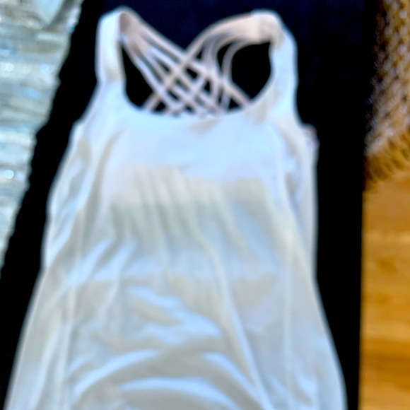 Lululemon tank top - Picture 1 of 3